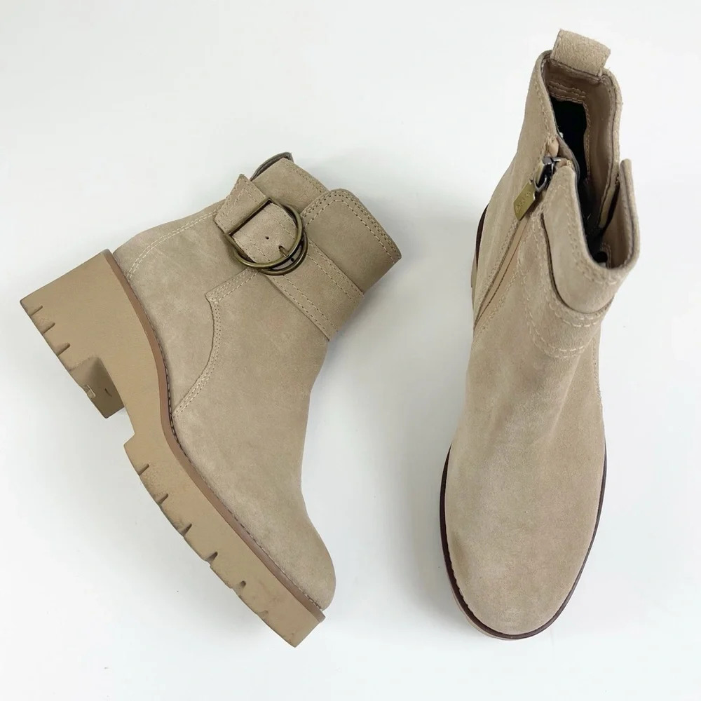 Blondo Waterproof Dagger Boots Womens 7.5M Sand Tan Suede Leather